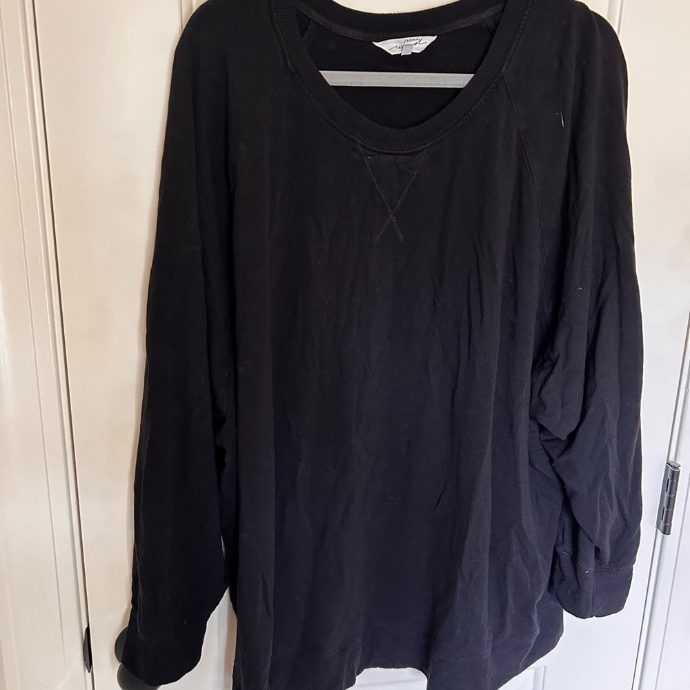 Soma Black Sweatshirt